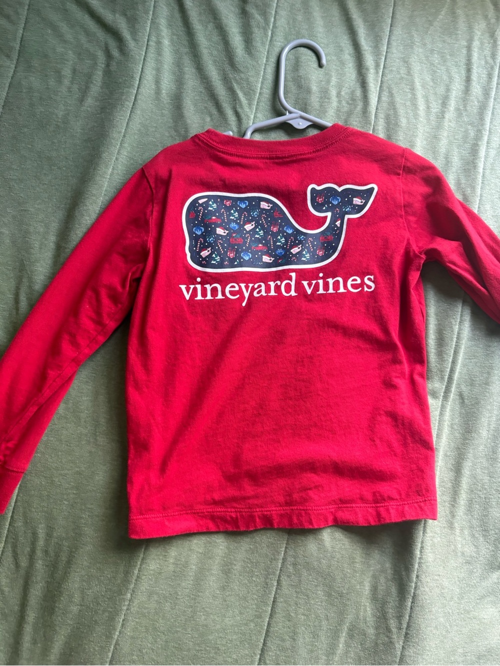 Vineyard vines Christmas long sleeve
